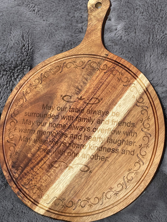 Acacia wood cutting board